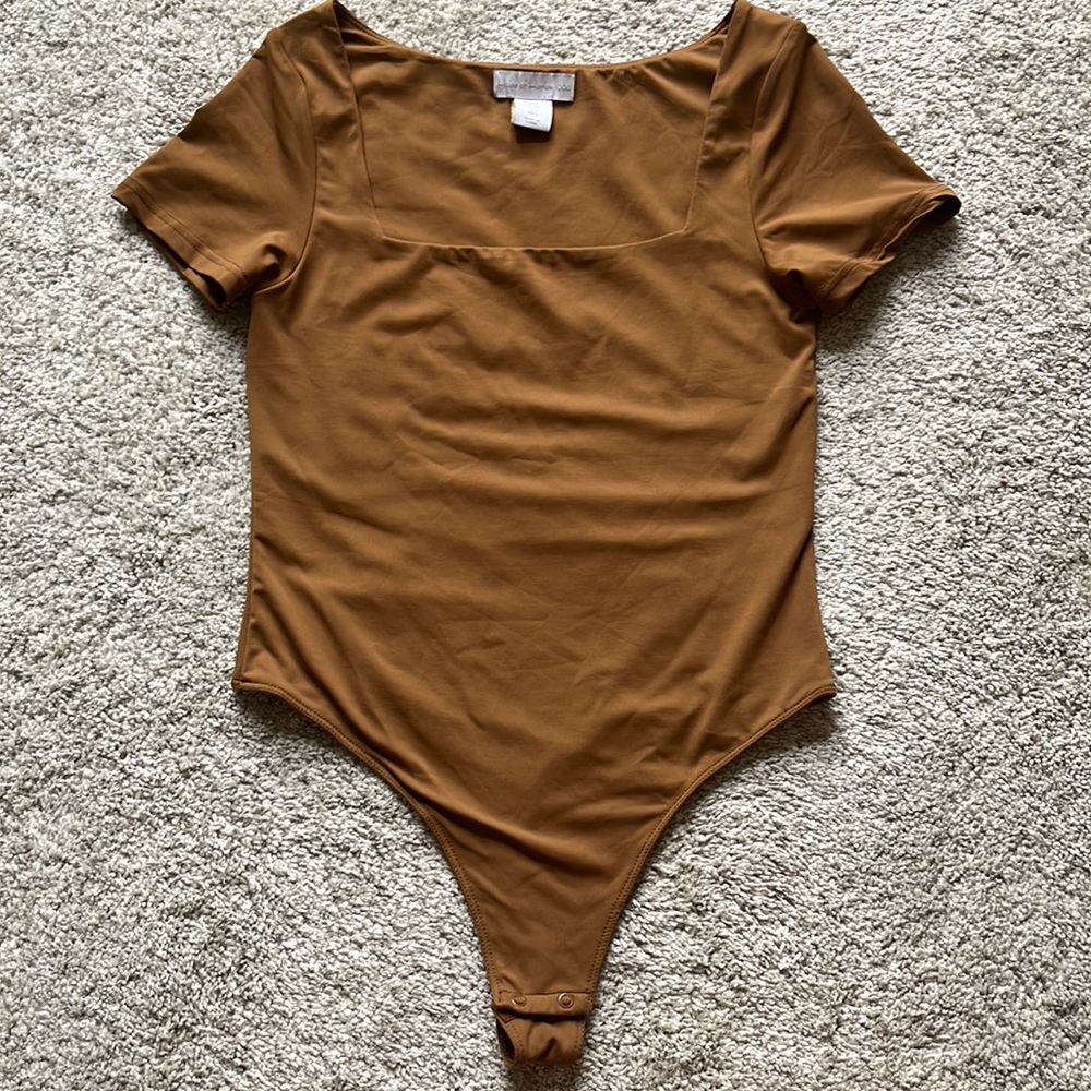 House of Harlow 1960 Luxe Essentials Square Neck Bodysuit